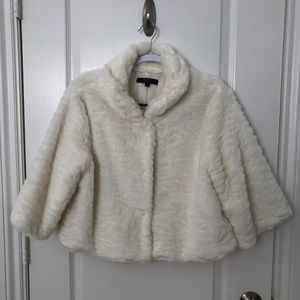 Alex Marie Ivory Faux Fur Shrug Jacket Coverup Women's size Large